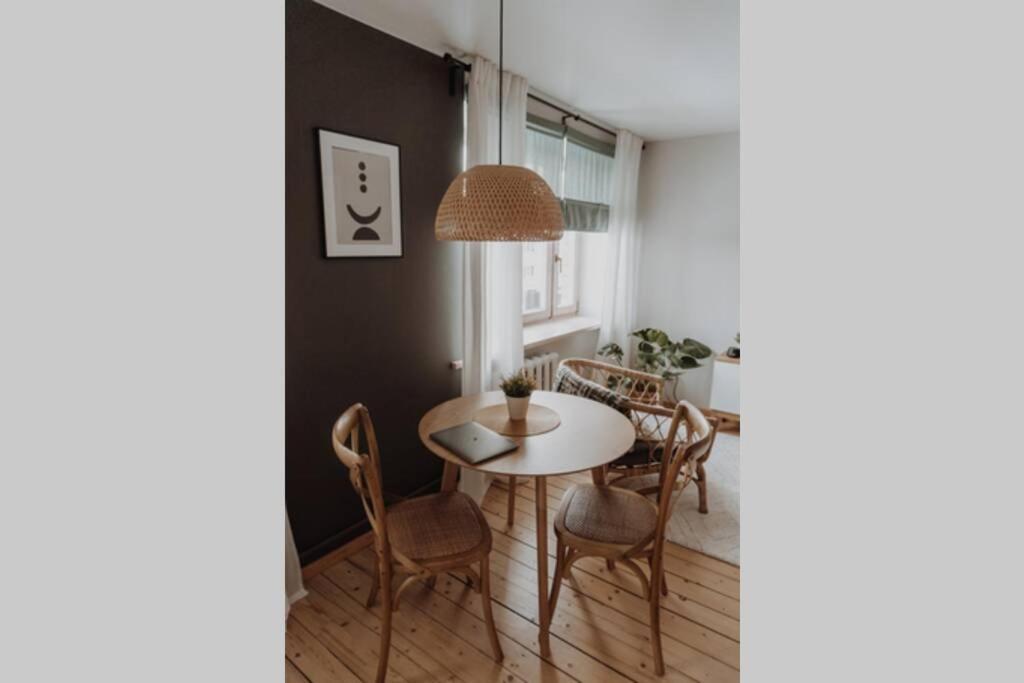 Teatra Street Apartment Balvi Bagian luar foto
